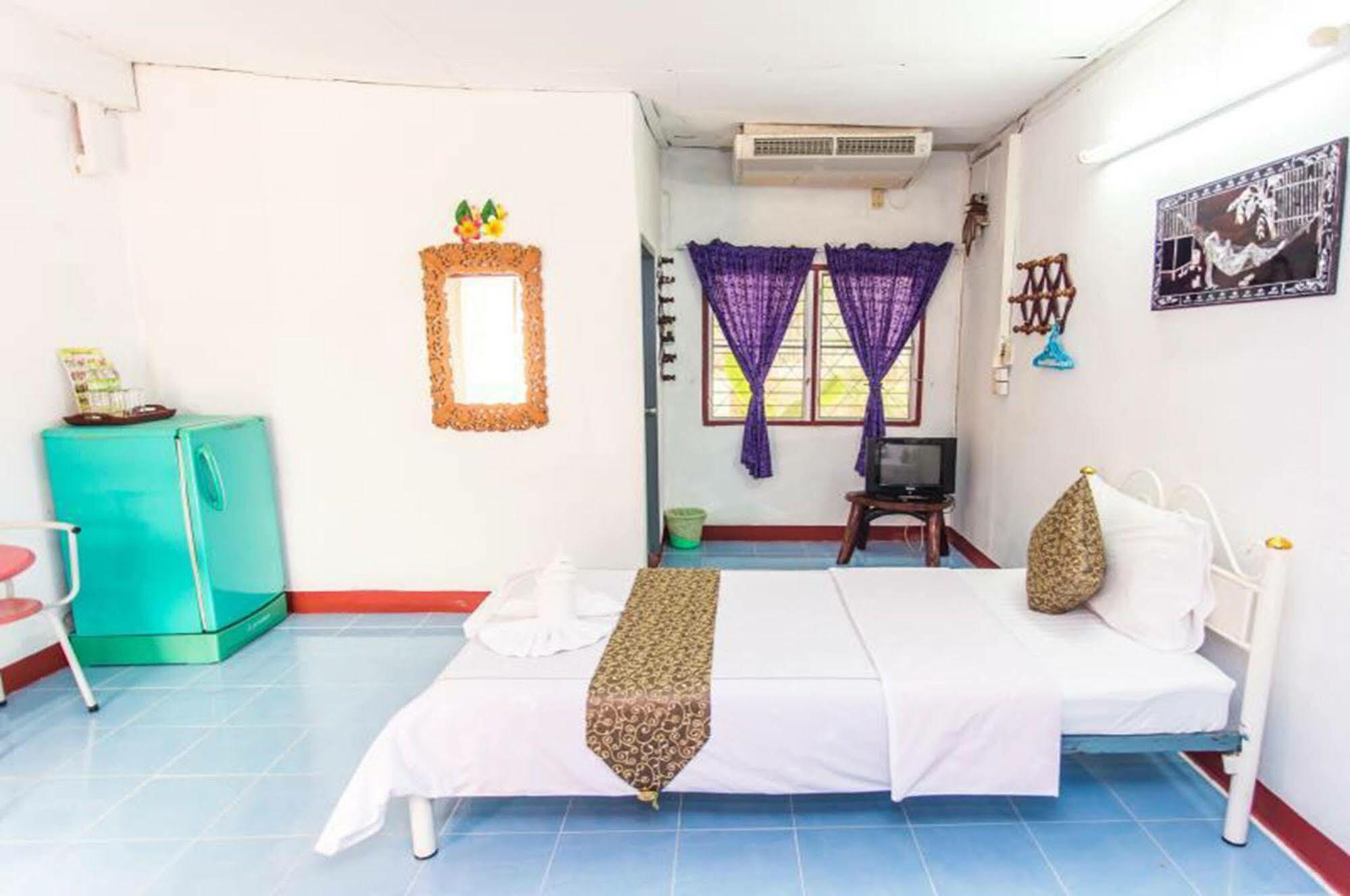 Yada Resort Suan Phueng Ngoại thất bức ảnh