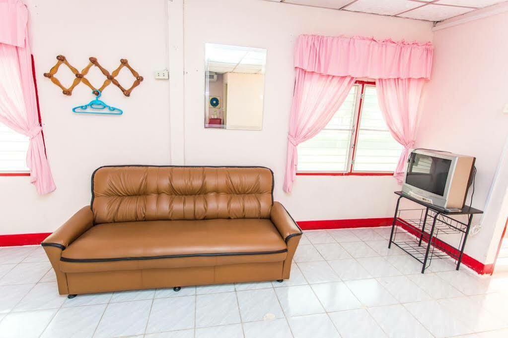 Yada Resort Suan Phueng Ngoại thất bức ảnh