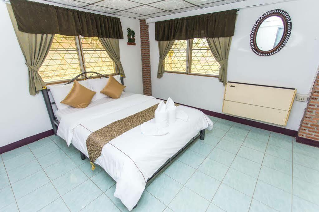 Yada Resort Suan Phueng Ngoại thất bức ảnh